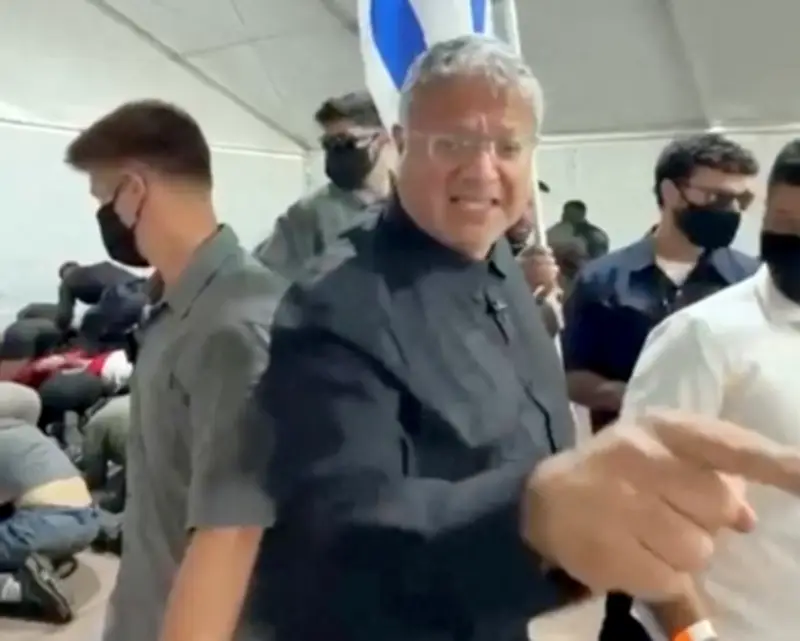 Aktivis Flotila Gaza akan dihantar pulang ke Turkiye selepas diheret menteri Israel