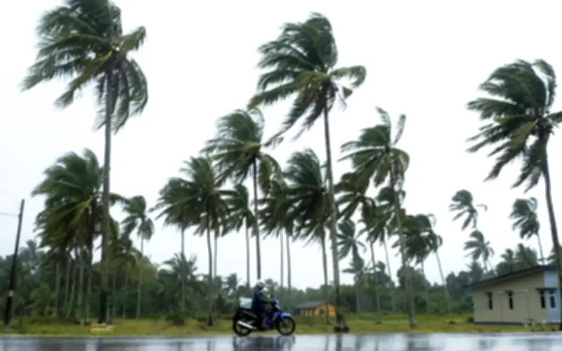 Amaran ribut petir, angin kencang di utara Semenanjung hingga tengah hari