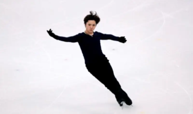 Bekas Juara Luncur Ais Shoma Uno Sertai Pasukan eSukan Profesional Jepun