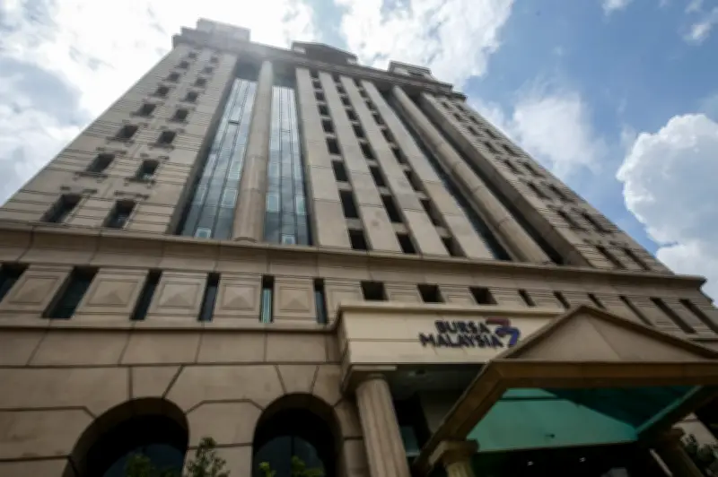 Bursa Malaysia Dibuka Tinggi, Saham Bank Pacu Kenaikan Menanti OPR