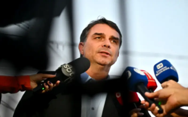 Calon Presiden Brazil Bolsonaro Adakan Rundingan dengan Rubio, Vance