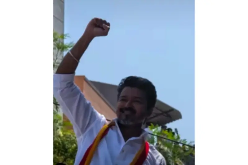 Dari Pahlawan Massa ke Ketua Menteri: Cabaran Vijay Selepas Menang Pilihan Raya