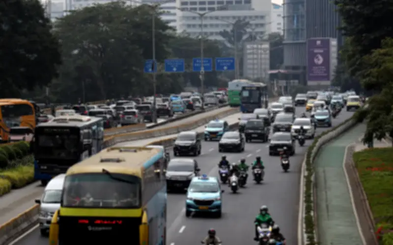 Dasar kerja dari rumah Indonesia kurangkan penggunaan petrol 9%