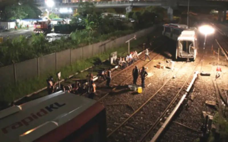 Empat Gerabak LRT Tergelincir Berjaya Dibawa ke Depot untuk Pemeriksaan