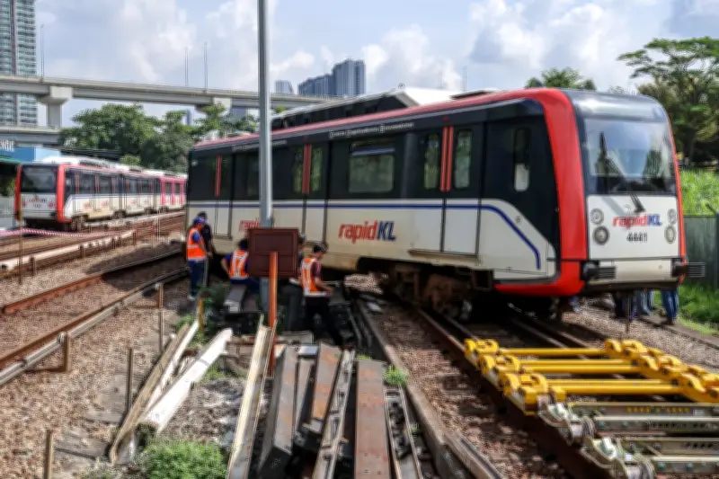 Empat gerabak LRT tergelincir dibawa ke depoh untuk pemeriksaan