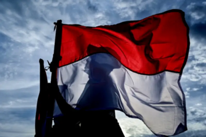 Empat mayat ditemui selepas tanah runtuh di lombong emas haram Sumatera