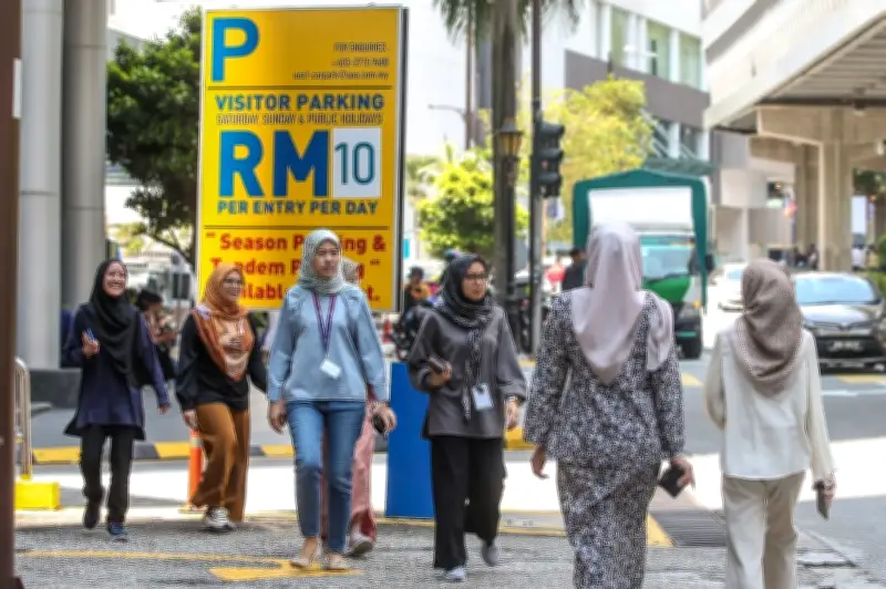 Gaji purata sektor formal Malaysia naik kepada RM3,167 pada Disember 2025