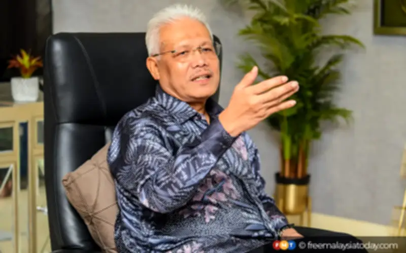Gerakan 'Reset' Hamzah Lebih Menarik Berbanding Tawaran Umno kepada Bekas Ahli Bersatu