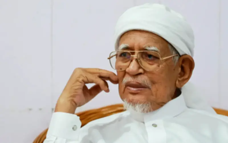 Hadi sanggah dakwaan PAS autokratik, tolak label 'mullah'