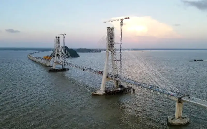 Jambatan rentas sungai terpanjang di Malaysia dibuka di Sarawak