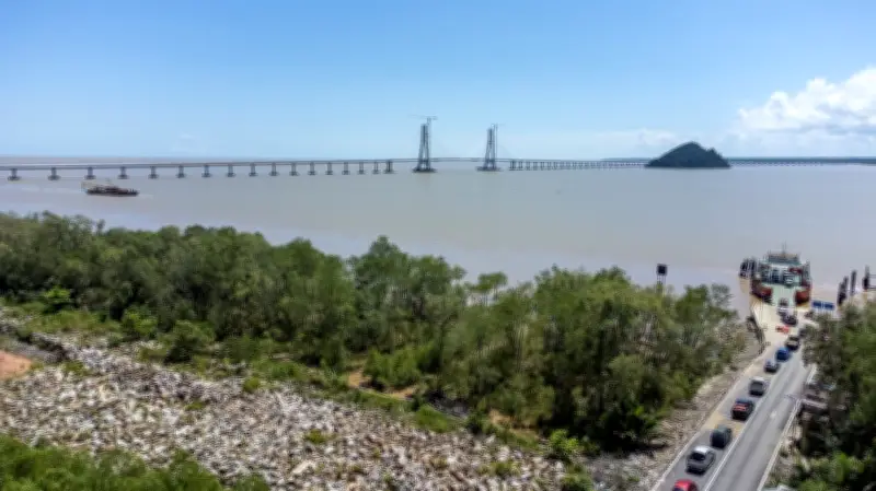 Jambatan Sungai Terpanjang Malaysia Dibuka, Hubungkan Sebuyau dan Maludam