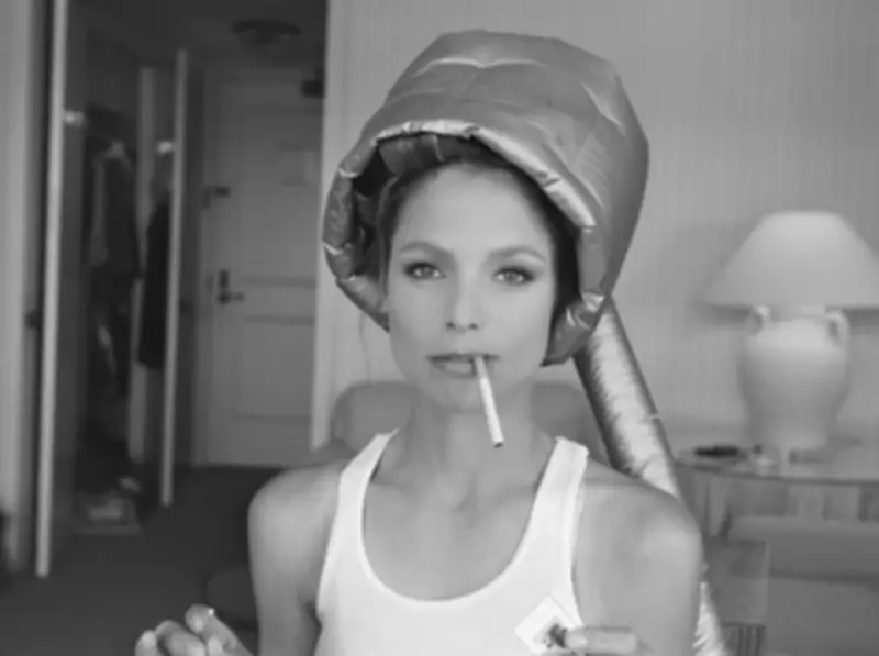 Jamie Lee Curtis sahkan kematian kakak Kelly Curtis pada usia 69 tahun