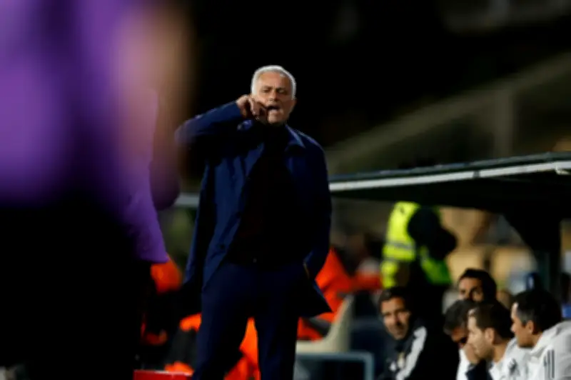 Jose Mourinho beri bayangan kembali ke Real Madrid, keputusan minggu ini