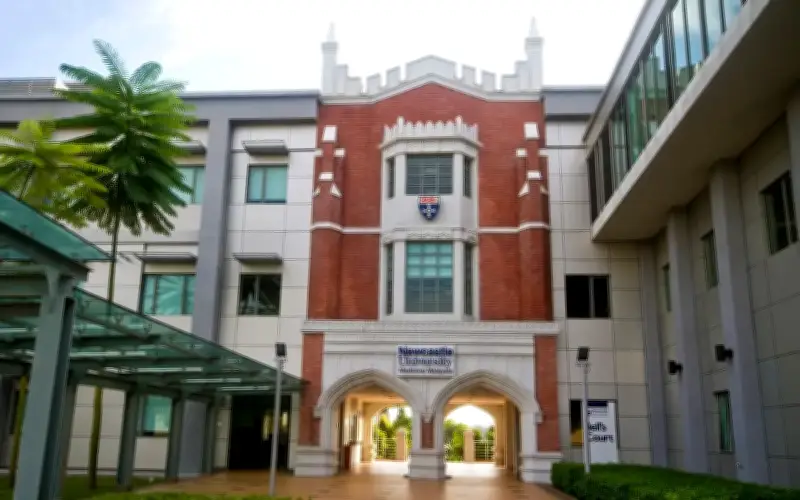 Kerajaan British Hancurkan Impian Pelajar Antarabangsa Malaysia?