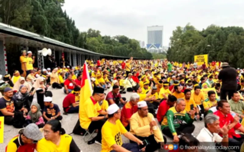 Kerajaan disaran gubal RUU khas tangani penghinaan institusi diraja