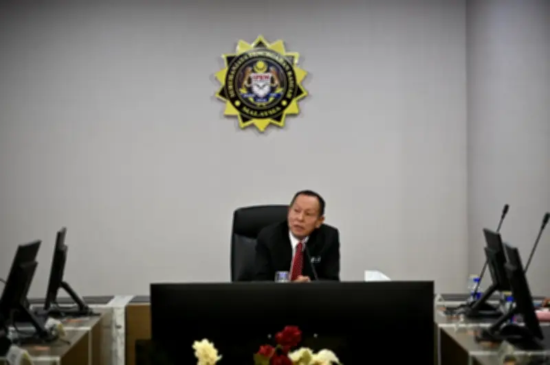 Ketua SPRM Baharu Tegaskan Kerjasama Erat dengan Peguam Negara