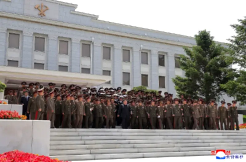 Kim Jong Un arah tentera perkukuh sempadan jadi 'kubu tidak dapat ditembus'