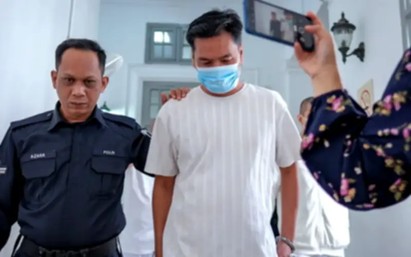 Lelaki didakwa pukul isteri dengan kerusi, hos dan batang langsir