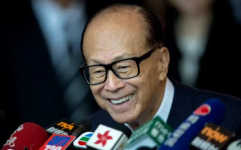 Li Ka-shing terus jual aset telekomunikasi, kumpul tunai RM26 bilion