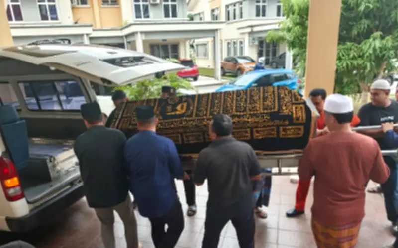 Lima beradik yatim piatu di pagi raya, ibu bapa maut nahas