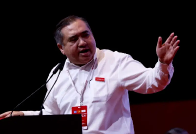 Loke: Ahli Parlimen dipilih atas tiket parti perlu berkhidmat penuh penggal
