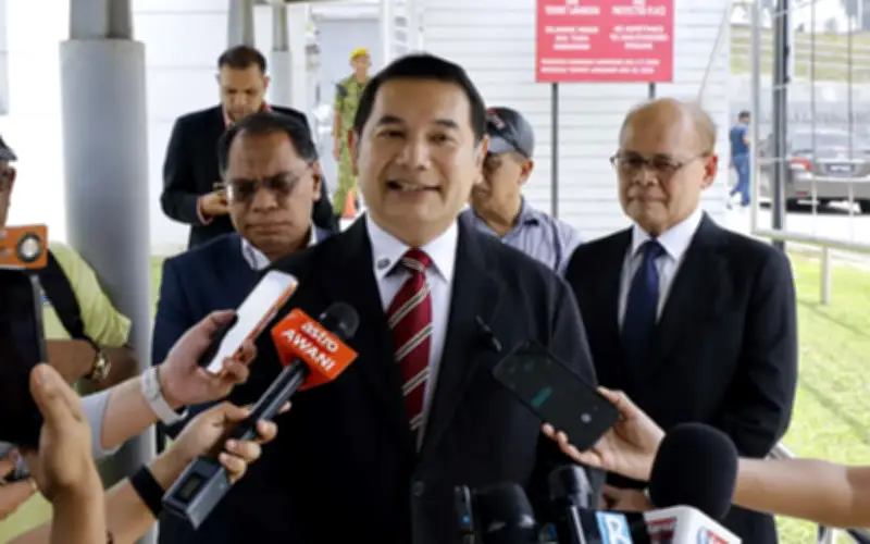 MACC soal Rafizi hari keempat esok, siasatan RM1.1 bilion