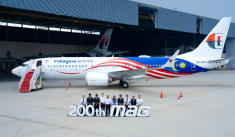 Malaysia Airlines terima pesawat Boeing ke-200, Boeing 737-8 terkini
