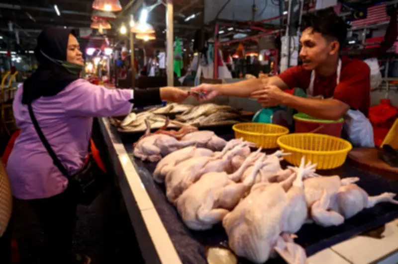 Menteri Ekonomi gesa rakyat banding harga, kuasa beli di tangan anda