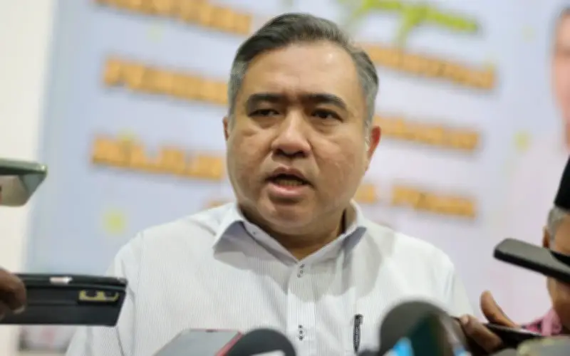 Menteri Loke arahkan hukuman maksimum ke atas Prasarana sesi tergelincir tren