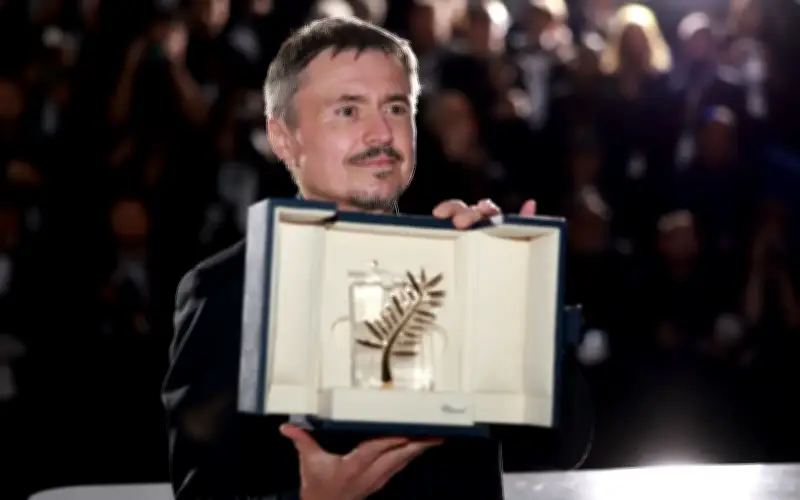 Mungiu Romania menang Palme d'Or di Cannes dengan 'Fjord'
