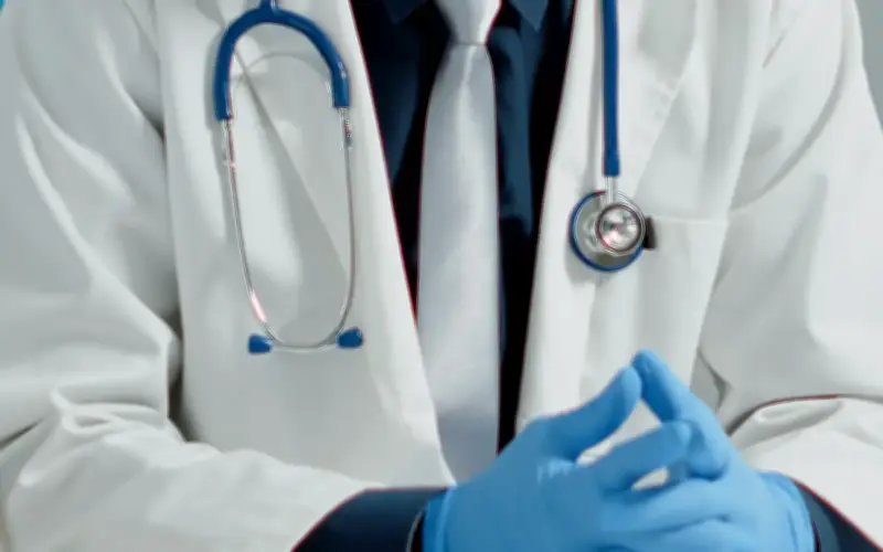 Pasukan petugas khas kaji kekurangan doktor di Sabah, Sarawak