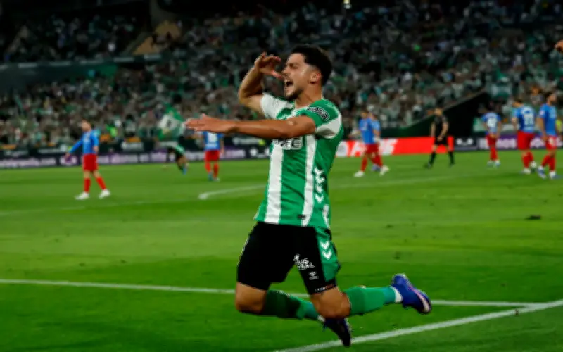 Pellegrini gembira Betis kembali ke Liga Juara-Juara