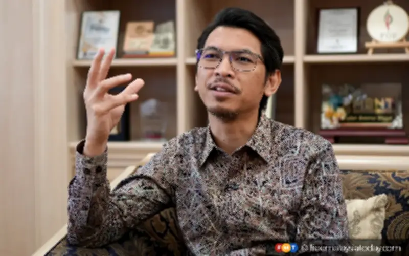 Pemuda PKR gesa siasat syarikat tempatan terima dana asing