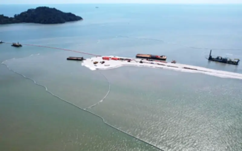 Pendaratan ikan kekal stabil meskipun projek Silicon Island, kata exco