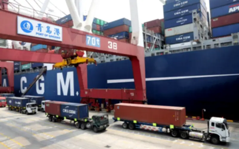 Perdagangan China atasi ramalan pada April meskipun perang Timur Tengah