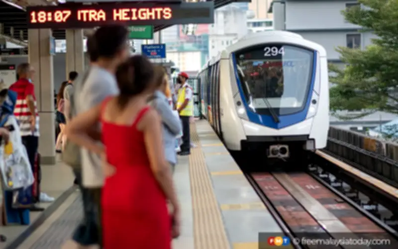 Perkhidmatan LRT Laluan Kelana Jaya Terganggu Akibat Kereta Api Tidak Bergerak