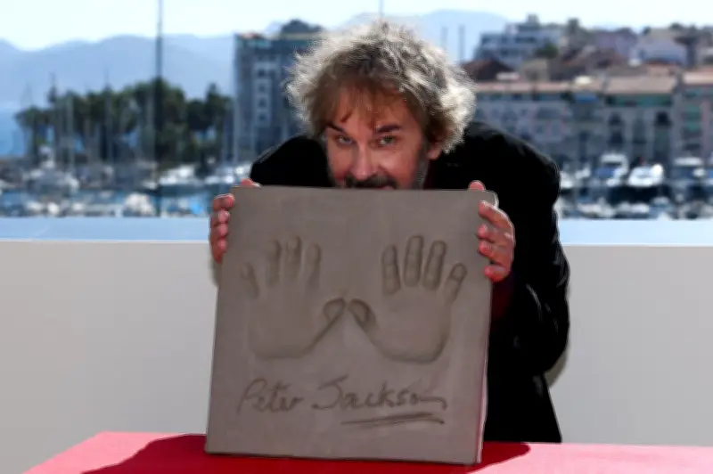 Peter Jackson kembali garap filem Tintin selepas 15 tahun