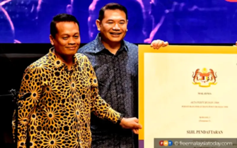 PKR timbang guna undang-undang anti lompat parti terhadap Rafizi, Nik Nazmi