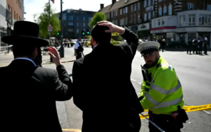 Polis UK dakwa lelaki atas tikam dua lelaki Yahudi di London