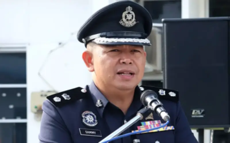Remaja perempuan ditemui tidak sedarkan diri di rumah dengan luka di leher