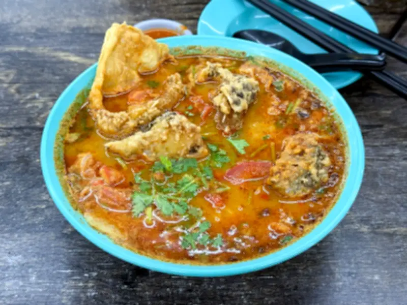 Restoran Yum Cha di Subang Jaya USJ11: Mee Kepala Ikan Tom Yam dan Kaki Babi Thai