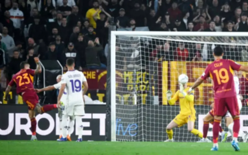 Roma benam Fiorentina 4-0, hampiri Juventus dalam perebutan Liga Juara-Juara