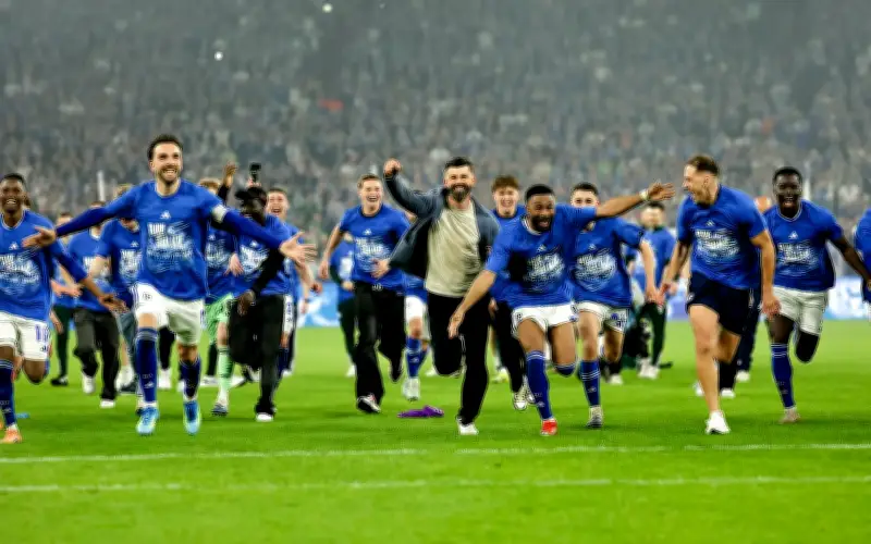 Schalke kembali ke Bundesliga selepas tiga tahun