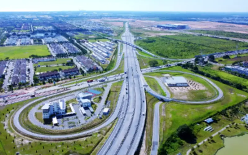 Seksyen 3 Lebuhraya Pantai Barat berhampiran Klang dibuka awal 2027