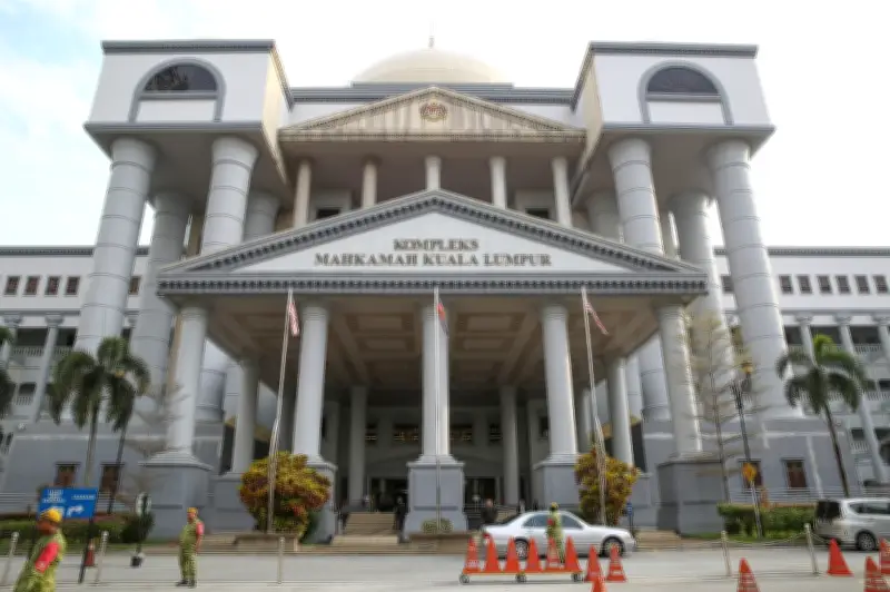 Semakan Kehakiman: Satu Langkah Ambang, Dua Proses Peringkat