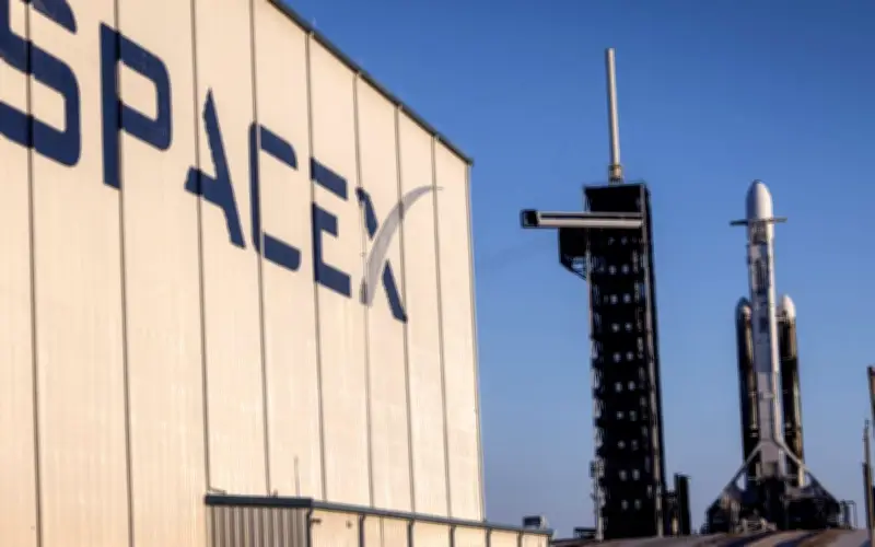 SpaceX akan fail IPO minggu depan dengan nilai RM7.9 trilion