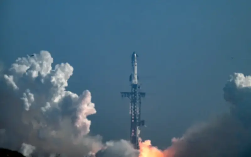 Starship V3 SpaceX Berjaya Dilancarkan dalam Ujian Penerbangan Pertama