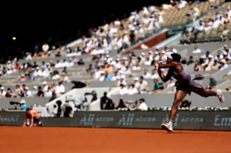 Suhu Ekstrem di Roland Garros: FFT Terangkan Bila Perlawanan Dihentikan