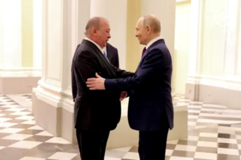 Sultan Ibrahim Jemput Putin Lawat Malaysia Tahun 2027