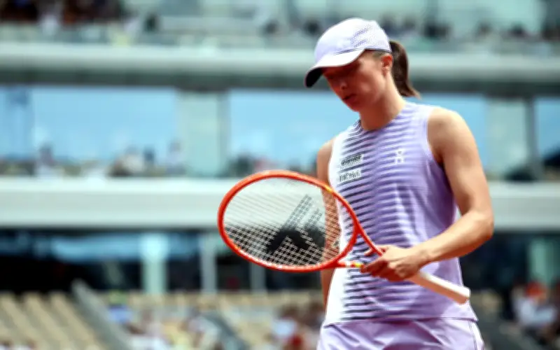 Swiatek Tersingkir di Terbuka Perancis, Zverev Mudah ke Suku Akhir